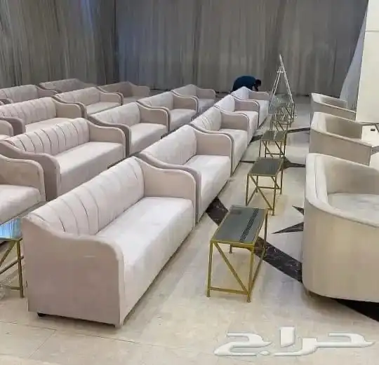 خيم اوروبية للإيجار وكنب جميع الانواع للإيجار 16