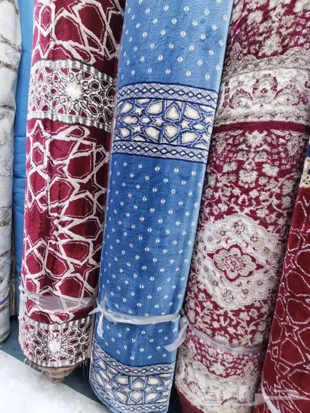 فرش عشب صناعي ورد اليثمين 39