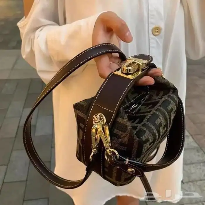 شنط فندي ماستر بسعر مخفض 2