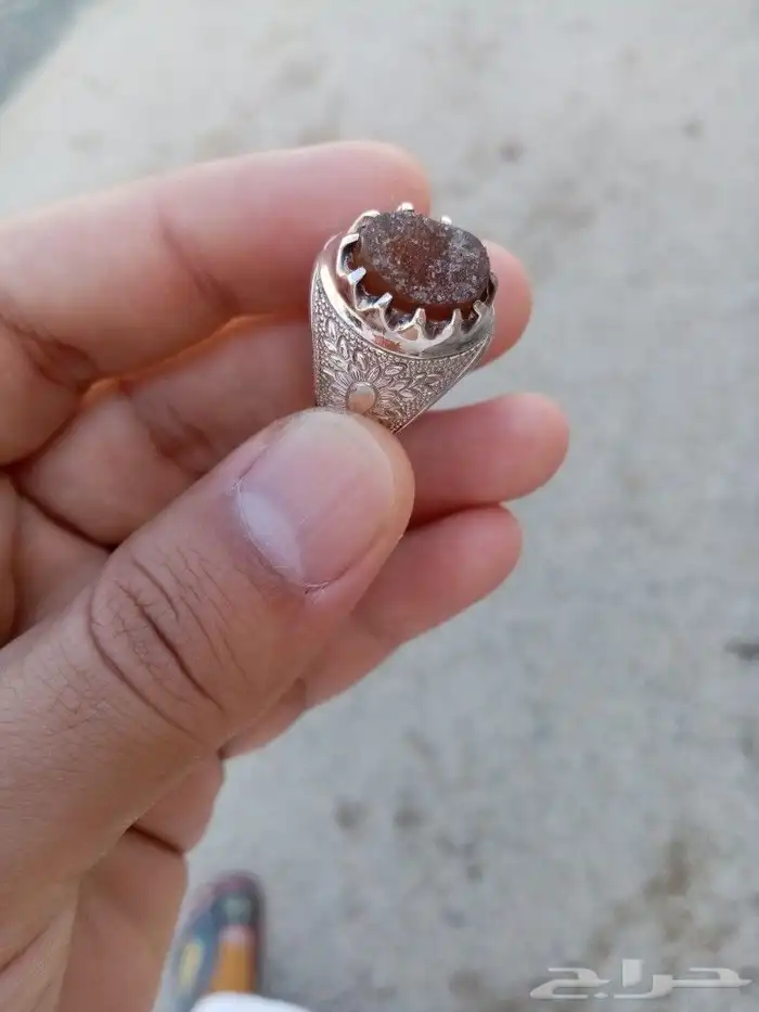 خاتم عقيق رواسب. 1