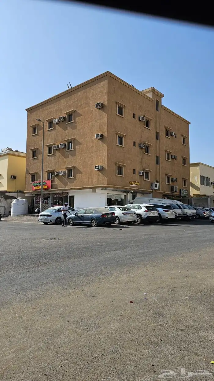 للبيع عماره في حي الضباب الدمام تجاري سكني 0