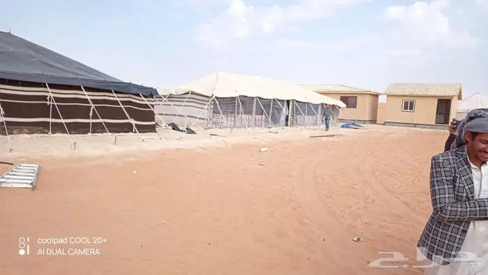 عمال تركيب خيام وبيوت الشعر وخيطه الشراعات 3