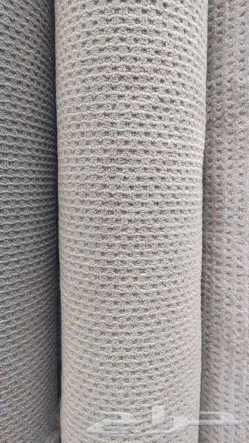 يوجد لدينا جميع انواع الموكيت والفينيل وموكيت المساجد 25