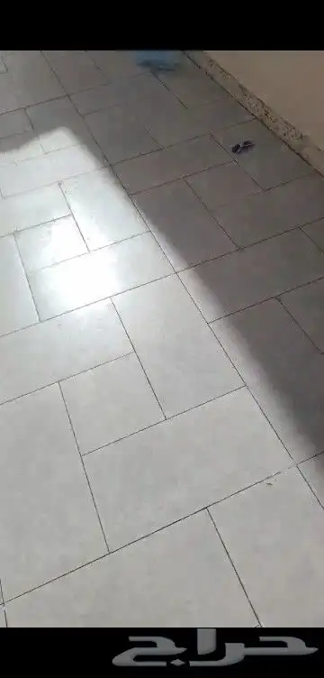 معلم بلاط يمني في الرياض 2