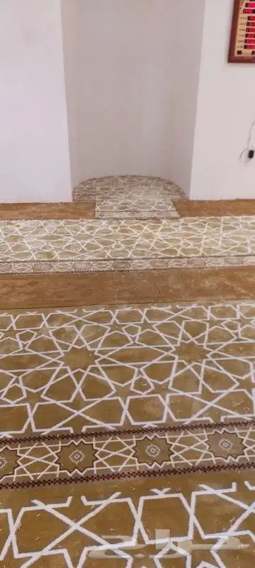 يوجد لدينا جميع انواع الموكيت والفينيل وموكيت المساجد 37