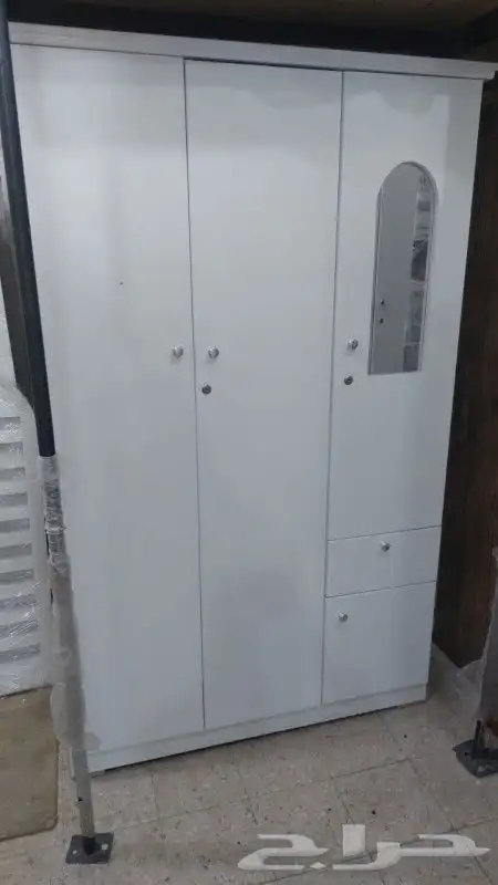 متوفر لدينا مراتب طبيه ممتاز مقاس 180 200  ومقاس 200 200  و 2