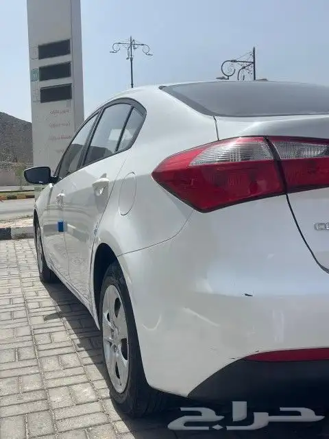 للبيع كيا سيراتو موديل 2016 3