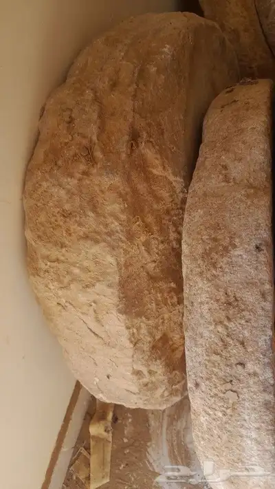 مطاحن رحا حجريه 3