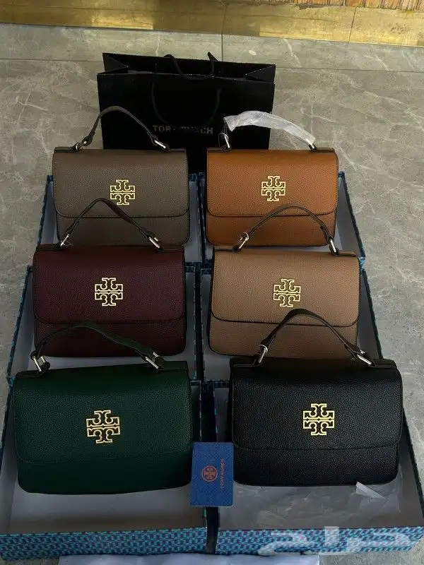 شنط ماركات جمله وتفرقه للطلب والاستفسار واتس 0