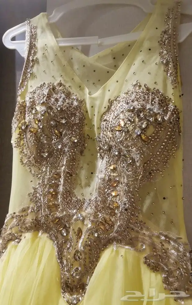 فساتين للبيع مستعمله مقاس M كلها لبسته يوم فقط نظيفه 4