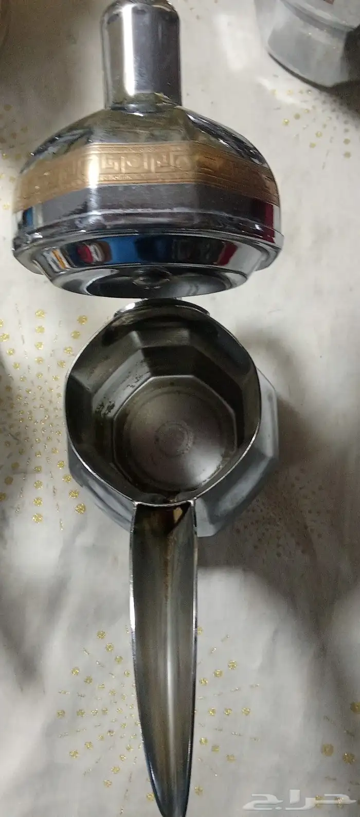 طقم دلال واباريق صناعة كورية ستاليس ستيل اصدار قديم 13