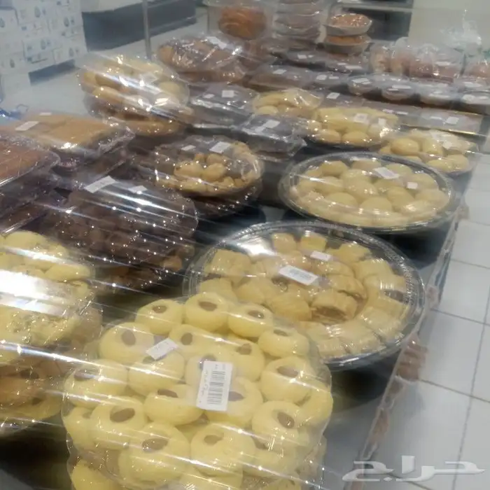 السلام عليكم ورحمه الله وبركاته . معلم مخبوزات خبرة 20 عام 13