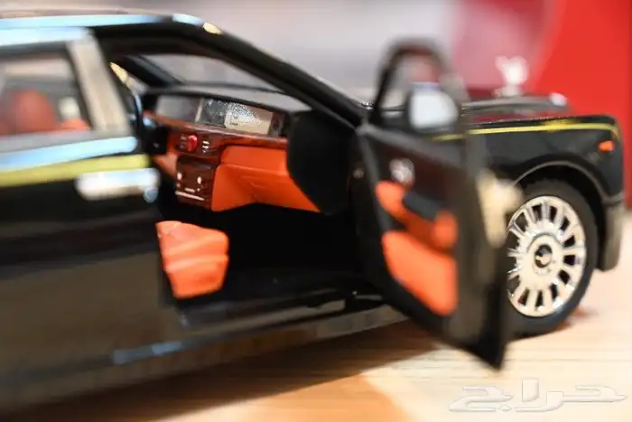 مجسم روز رايز Rolls-Royce مقاس 1 18 شركة Die Cast 11
