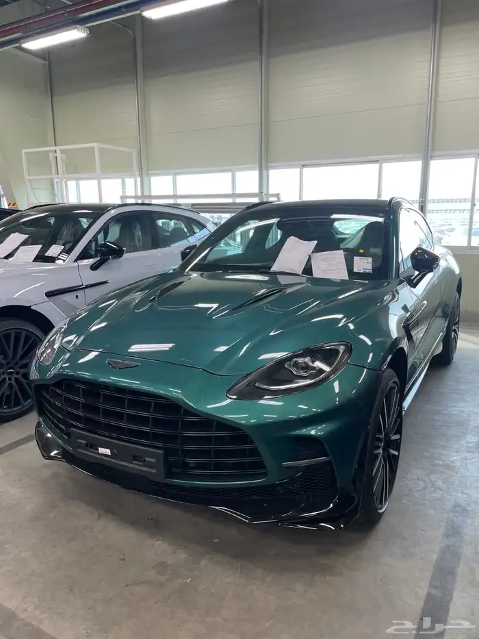 استون مارتن DBX707 (2024) 0