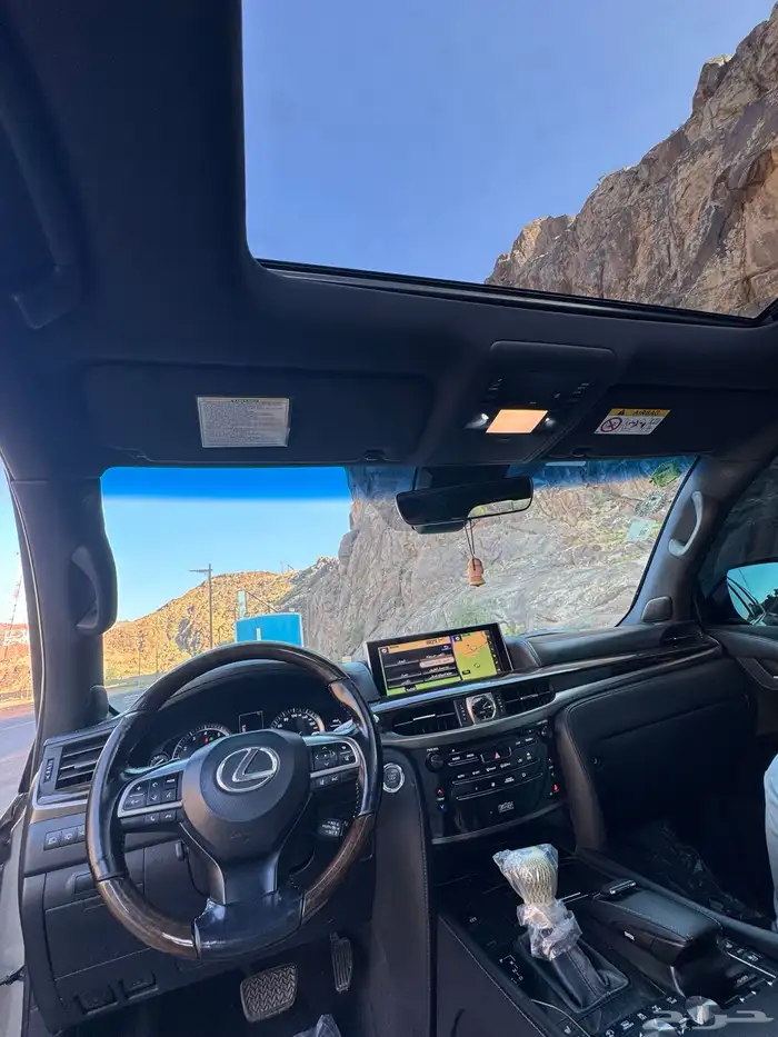 ليكزس LX570  2016 17