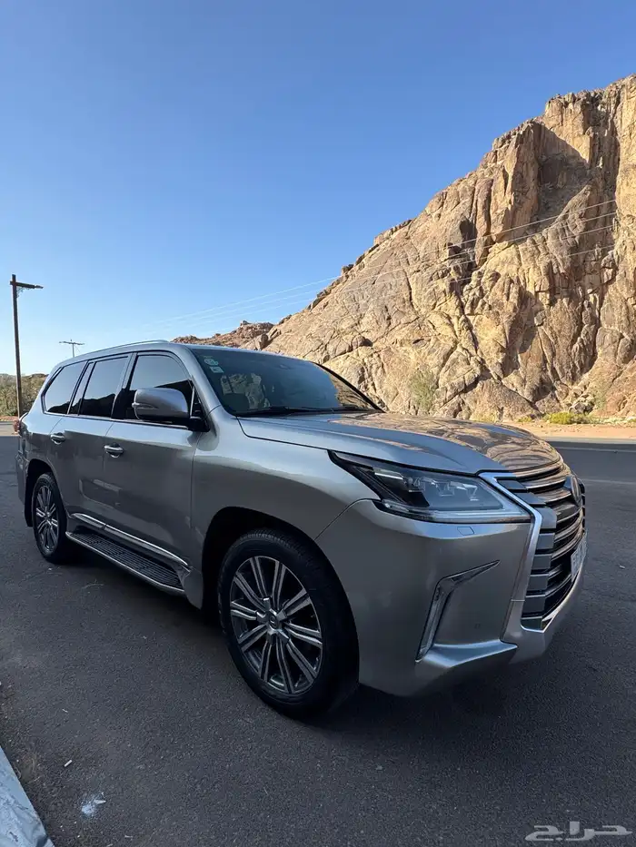 ليكزس LX570  2016 4