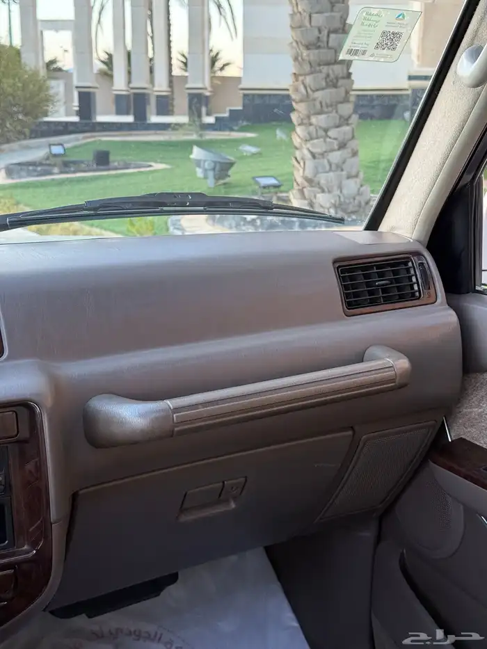 لاندكروزر VXR 1997 24