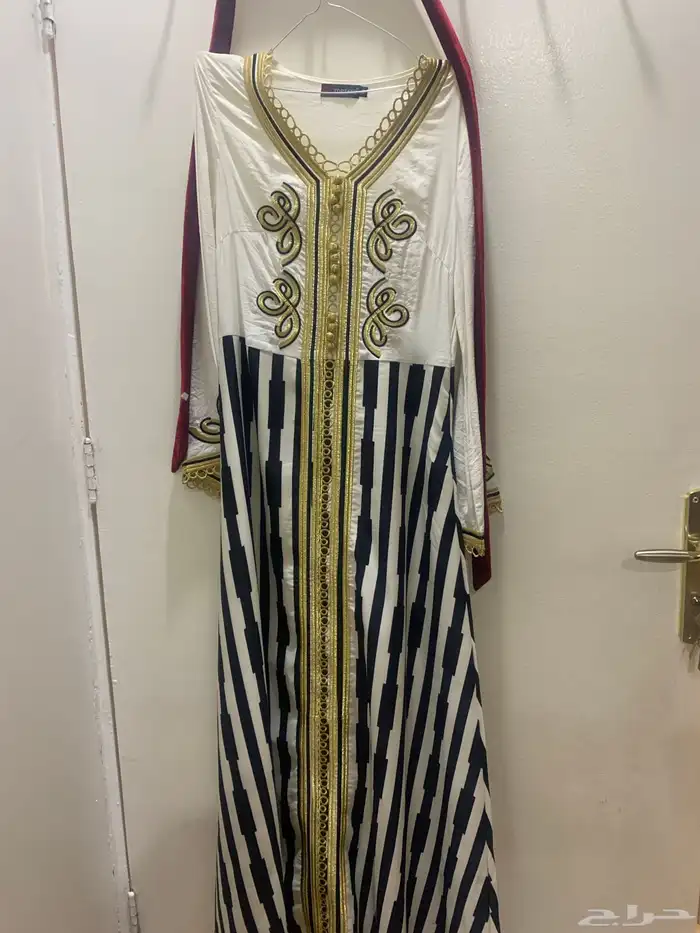 فساتين للبيع 6