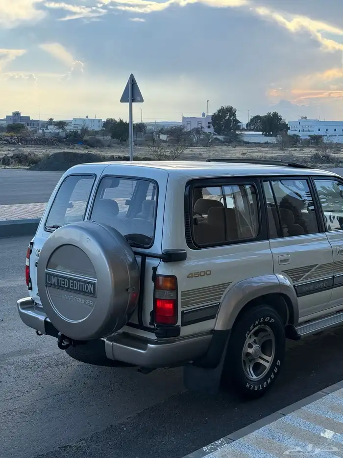 لاندكروزر VXR 1997 12