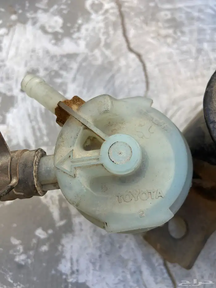 قطع هيلوكس كبريتر-98-2001 1