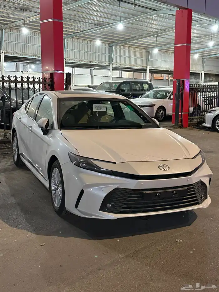 كامري 2025 LE بسعر 122.500 2
