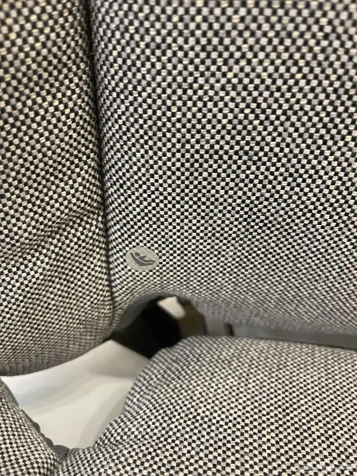 مراتب فورد بوليسي خلفية ناادرة ونظيفة 5