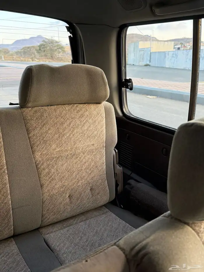 لاندكروزر VXR 1997 32