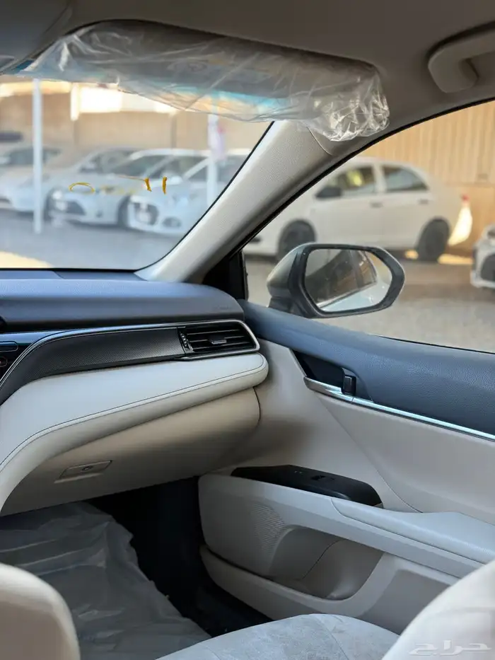 تويوتا كامري LE موديل 2024 مطور 30