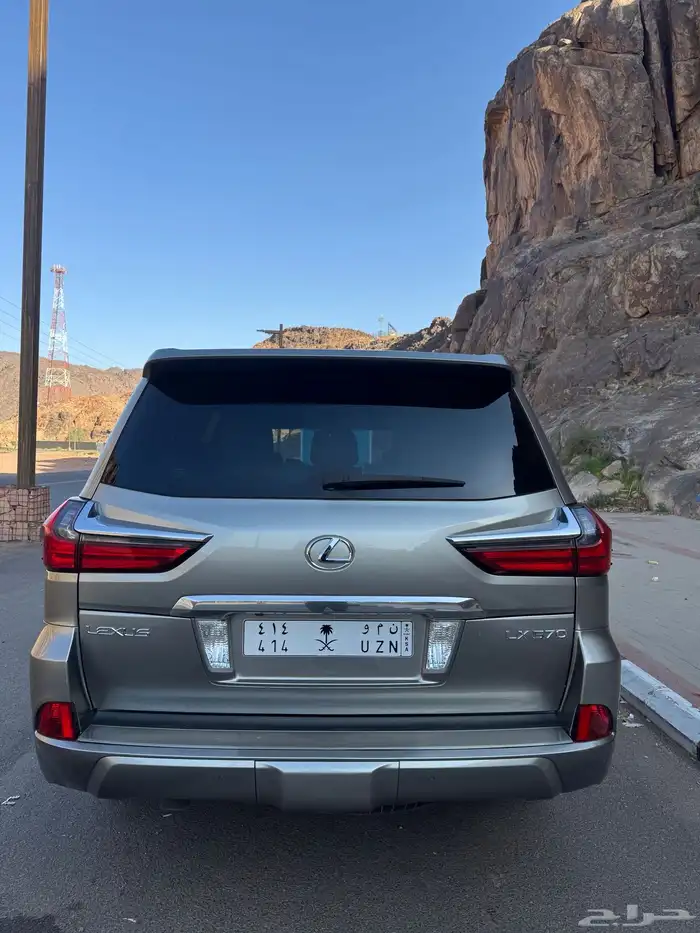 ليكزس LX570  2016 1