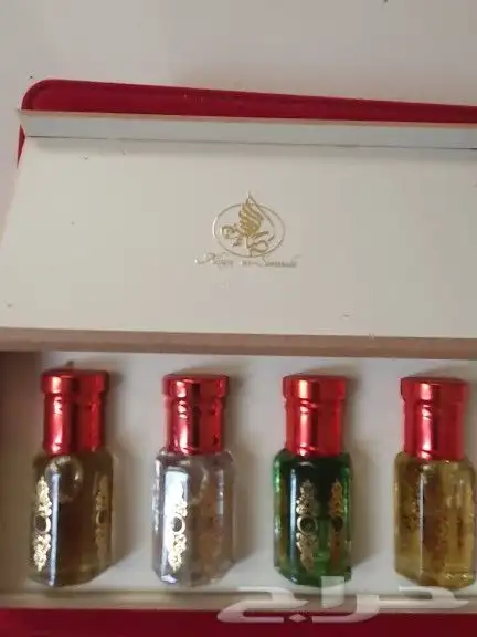 بوكس أدهان عود وعطور متنوع ب 40 ريال 1