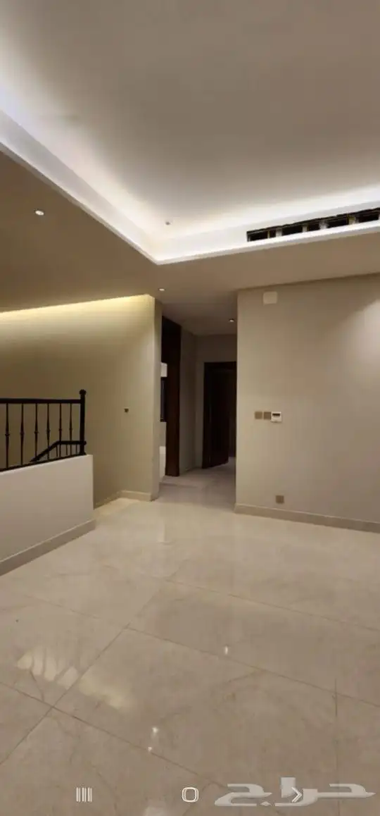 فيلا فاخره في حي الصالحيه 3