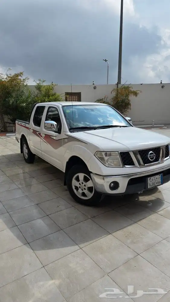 نيسان نيفارا 3