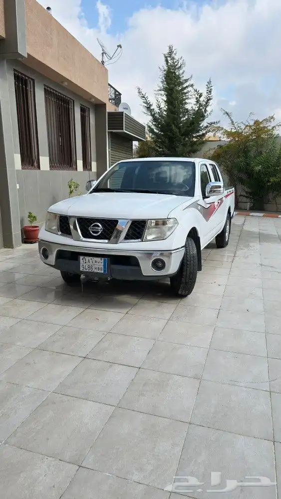 نيسان نيفارا 0