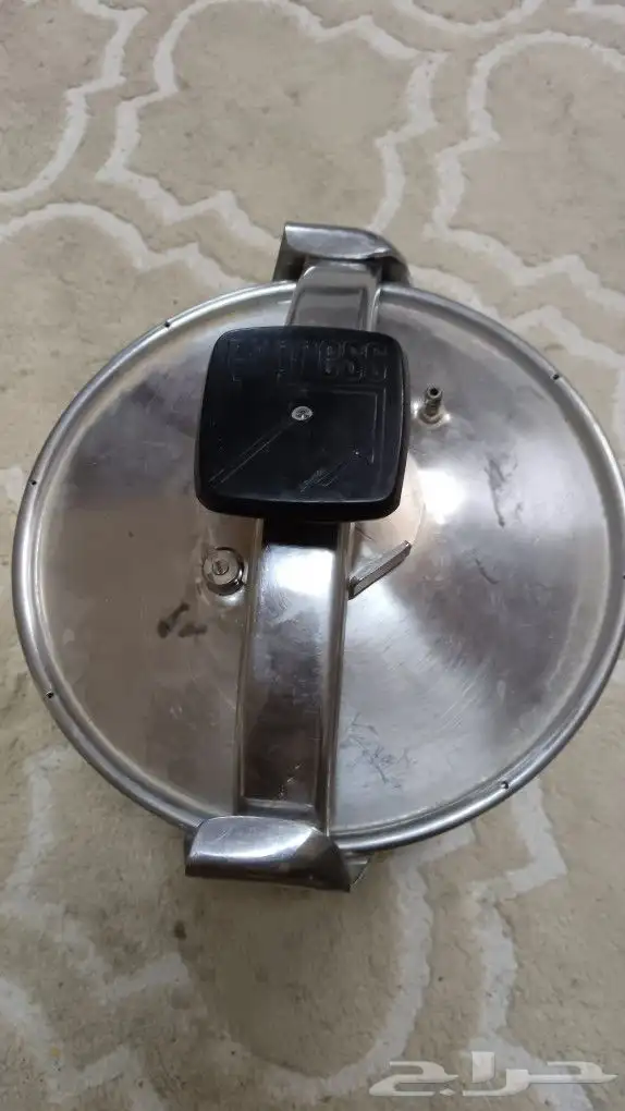 للبيع طاسة من النوع الطيب مكتوب على المسكه اكسبرس 0