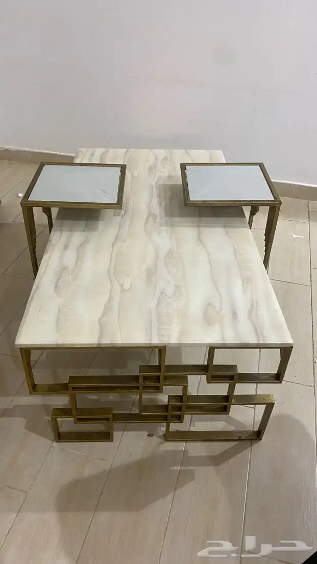 طاوله أربع خدمات 0