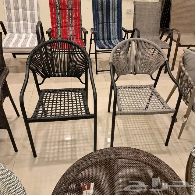 كراسي خارجية وطاولات 8
