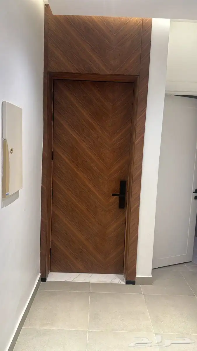 عرض خاص على الابواب 1