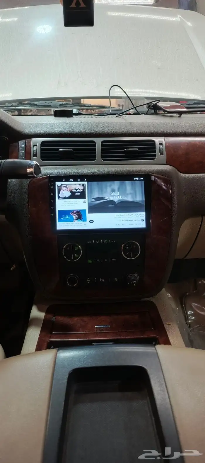 شاشه جي ام سي 2011 0