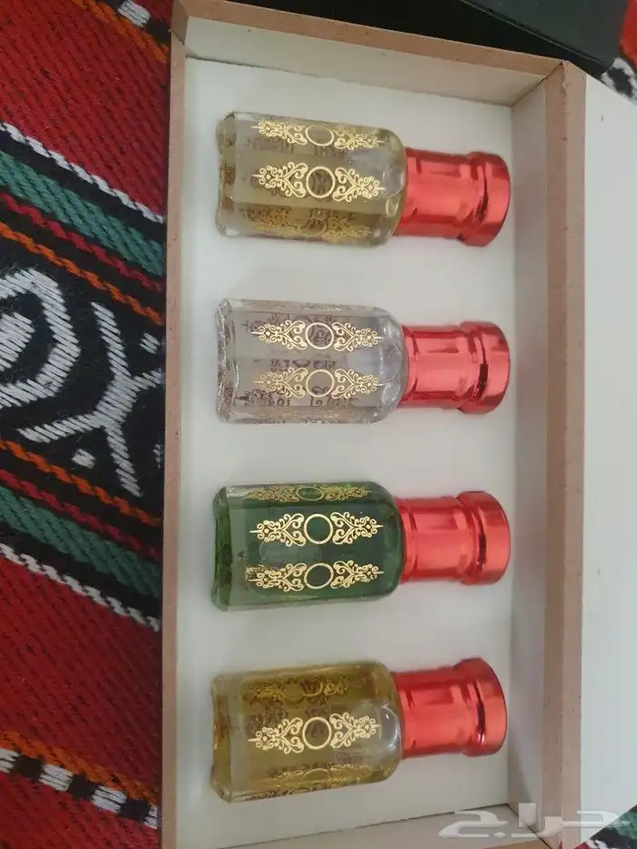 بوكس أدهان عود وعطور متنوع ب 40 ريال 4