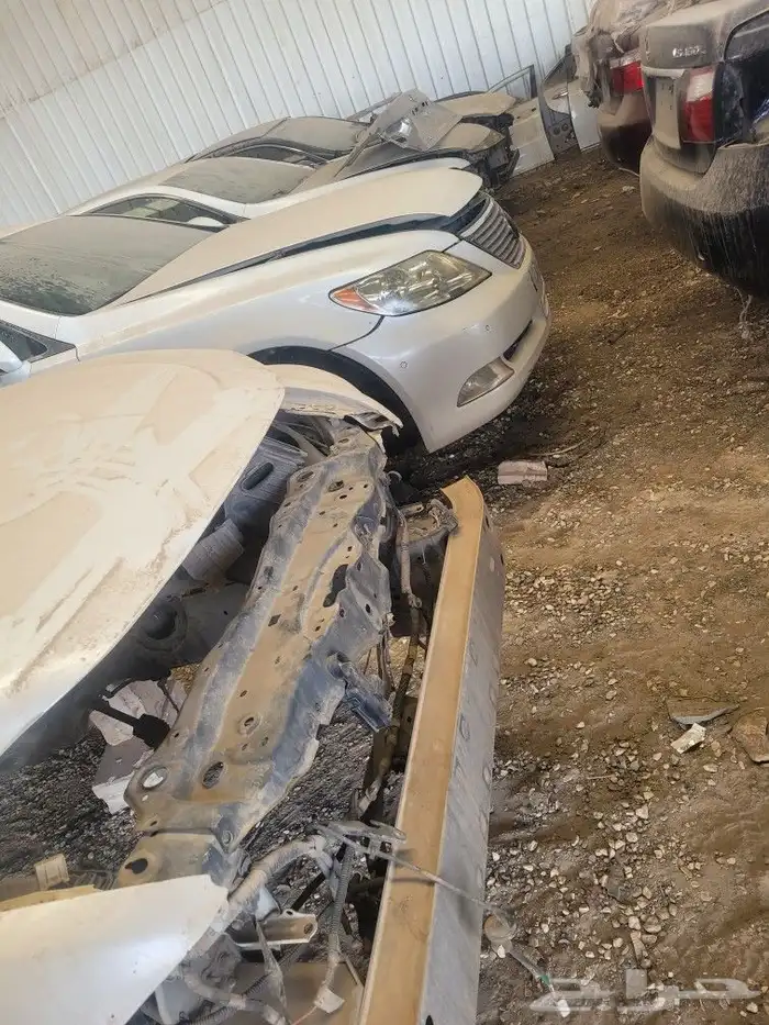 توفيرقطع غيار السيارات بمجيع انواعها 1