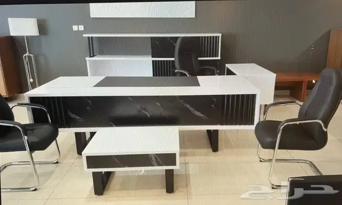 مكاتب ابيض واسود مودرن طاولة اجتماع محطات عمل ورك ستيشن كنب 2