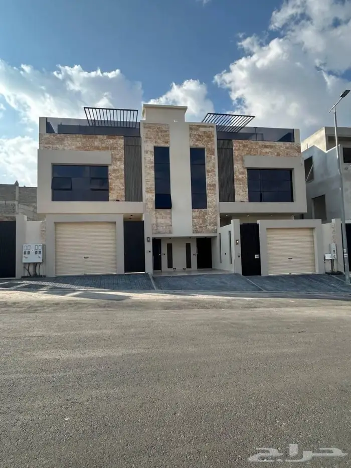 ارواف للبيع طريق المدينه العسكريه شغل vip 10