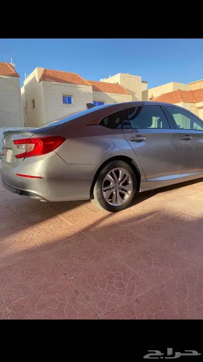 تم البيع  هوندا اكورد 2019 LX 12