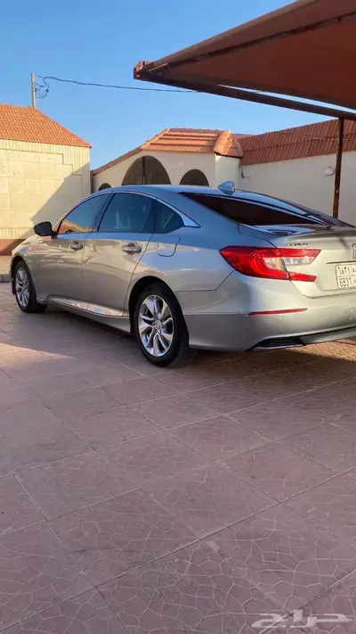 تم البيع  هوندا اكورد 2019 LX 17