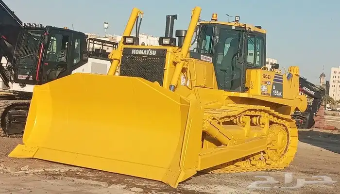 سايق بلدوزر دركتل خبره 15 سنه الجنسيه يمني 0
