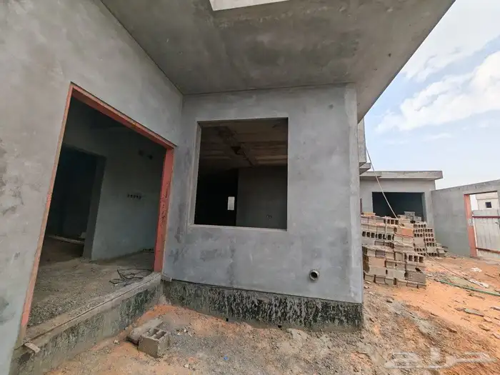 للبيع دور أرضي عظم مؤسس لشقتين علويه مليس كامل 3