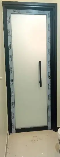 صناعية الثقبة 11