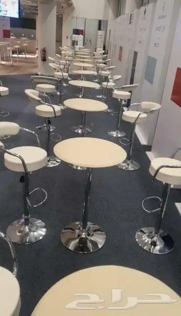 تاجير طاولات طعام 8