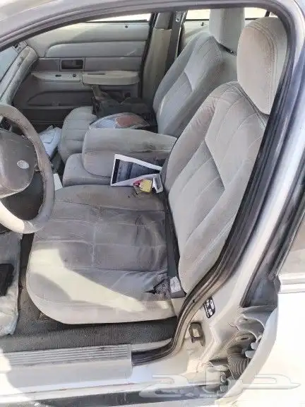 فورد فكتوريا 2003 قطع غيار 4