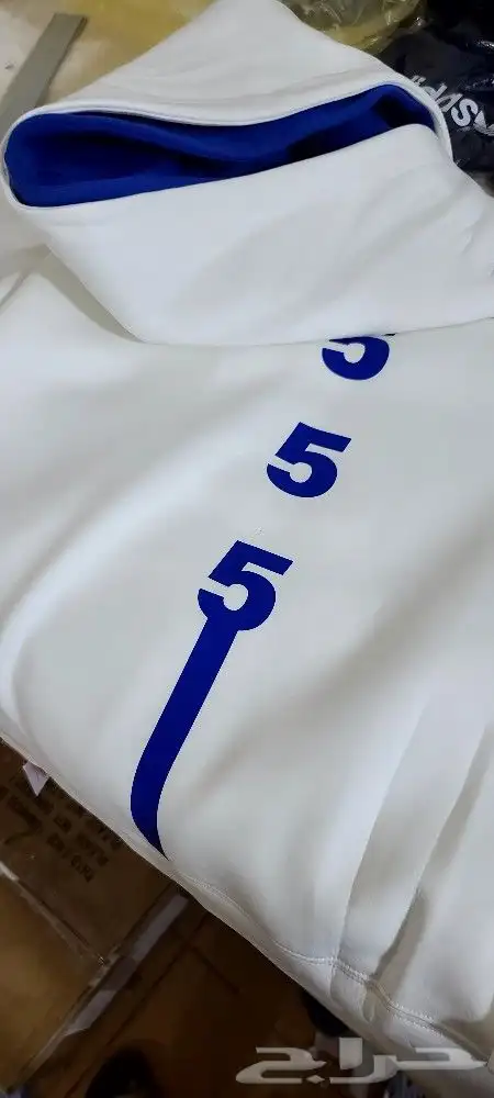 طباعه وبيع بلوفرات وهوديات وتيشرتات لكل البراندات 36